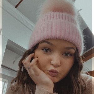 Meet your Posher, Mackenzie